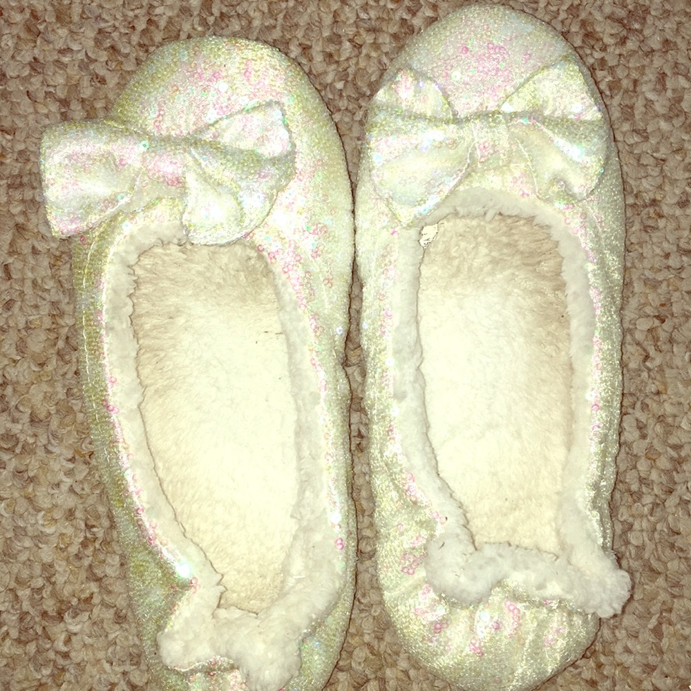 Cute sequins white slippers